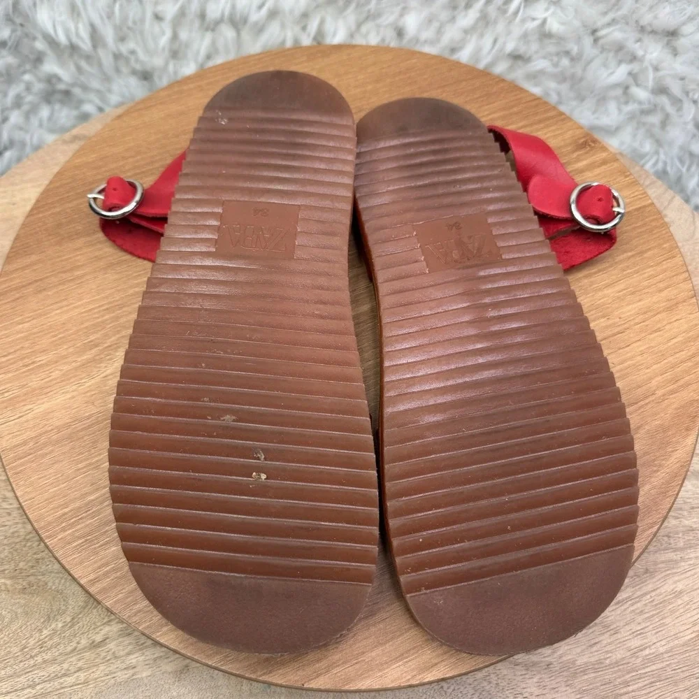 ZARA Big Kids Red‎ Leather Strap Sandals Buckle Open Toe Size 34 3